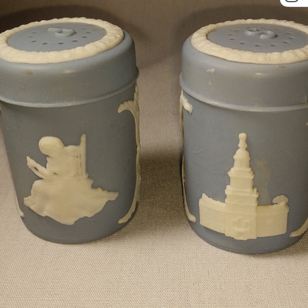 Vintage Delft Blue Style Salt & Pepper Shakers